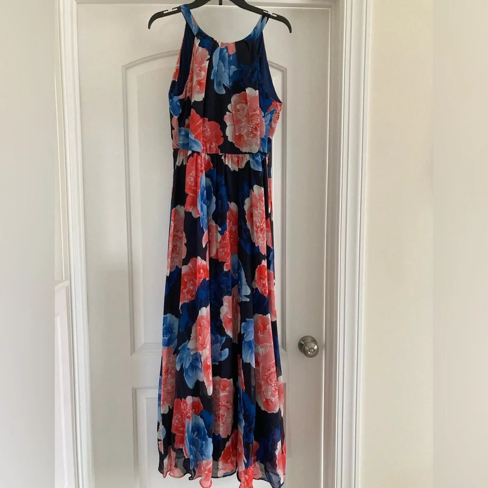 Inc dress like new size 8P missing belt - Picture 3 of 4